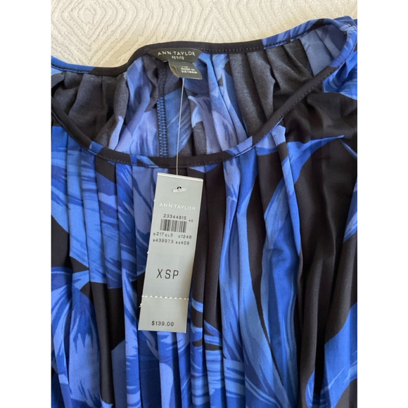 Women's Ann Taylor Blue Floral Dress XS Petite - Picture 8 of 15